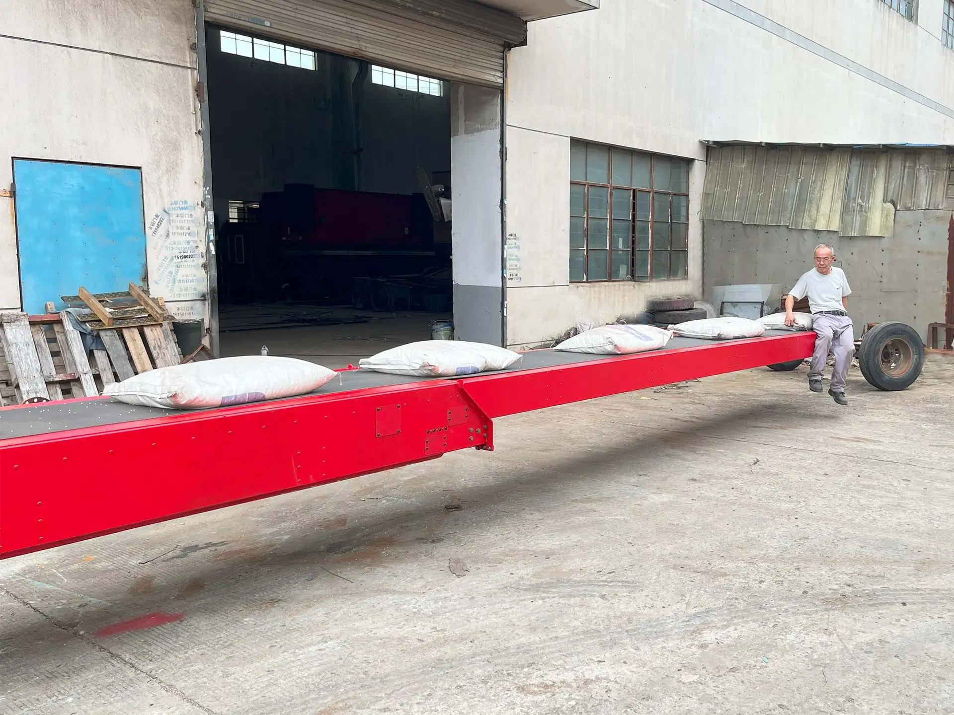 Telescopic Belt Conveyor for Loading
